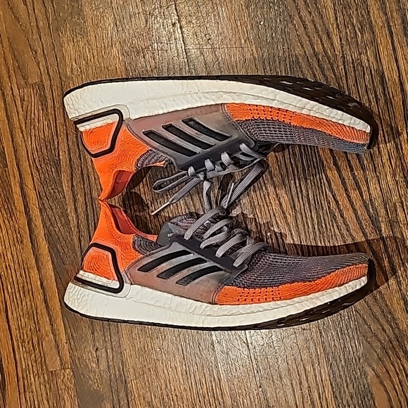 ADIDAS Ultra Boost Grey Four Hi Res Coral Sneakers sz 12 Men's Athletic Shoes - Picture 9 of 12